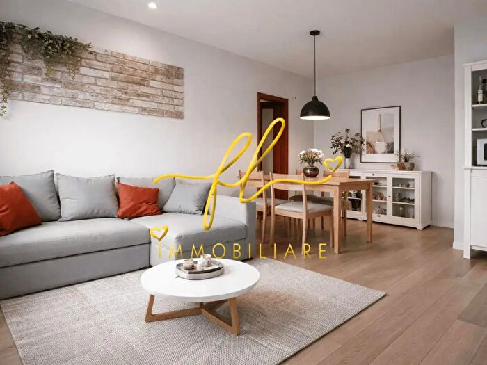 Appartamento con 5 locali in vendita in Livorno