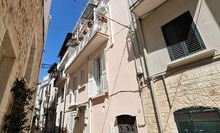 Casa trilocale in vendita in Conversano