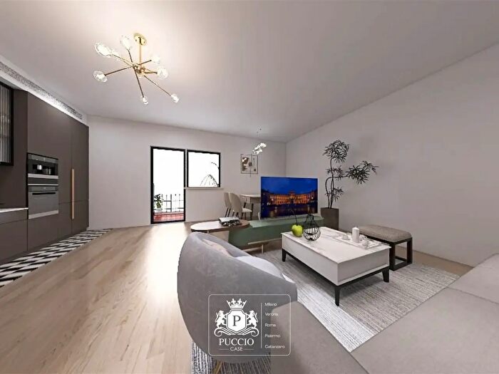 Appartamento con 5 locali in vendita in Verona