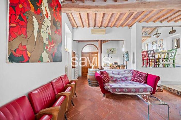 Appartamento con 5 locali in vendita in Via del Poliziano, Montepulciano