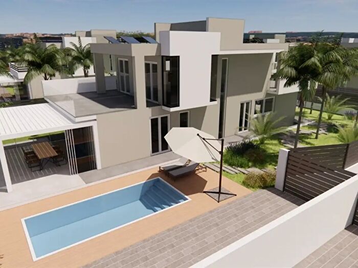 Casa con 8 locali in vendita in Mondello Valdesi, Palermo