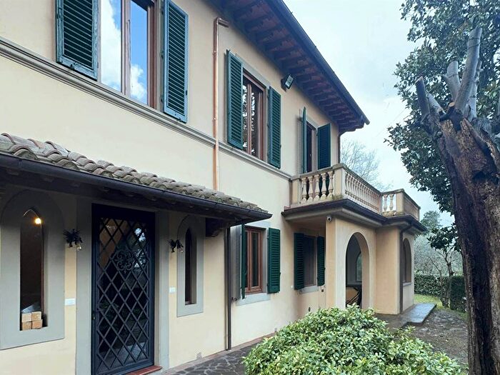 Casa con 6 locali in affitto in Viale del Poggio Imperiale, Michelangelo Poggio Imperiale, Firenze