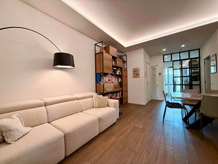 Appartamento trilocale in vendita in Via Angelo Inganni, Brescia