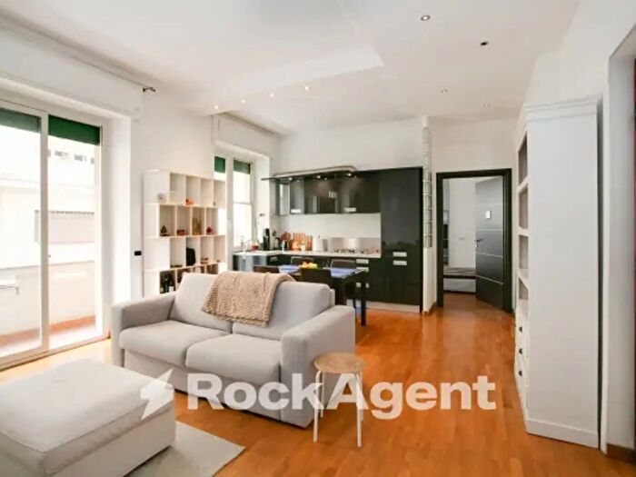 Appartamento trilocale in vendita in Via Norico, Roma