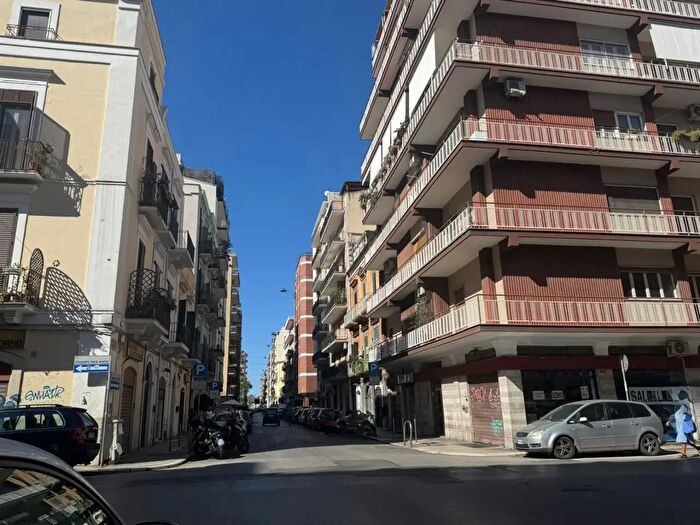 Appartamento quadrilocale in vendita in Via Sagarriga Visconti, Bari