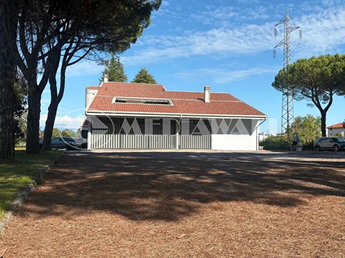 Casa con 8 locali in vendita in Via San Daniele, Pordenone