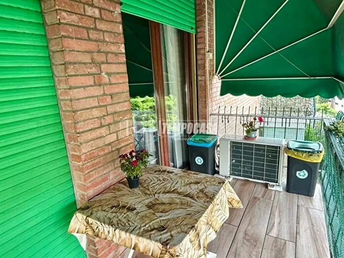 Appartamento trilocale in vendita in Via Rossini, Modena