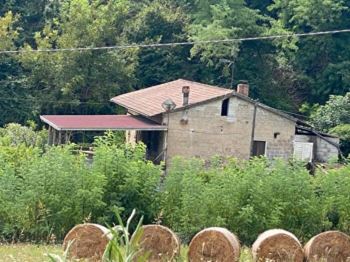 Casa con 6 locali in vendita in Caiazzo