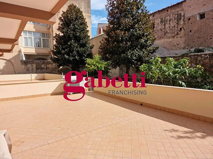 Appartamento trilocale in affitto in Corso De Gasperi, San Nicola La Strada