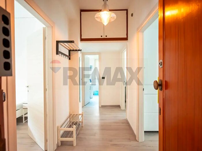 Appartamento con 5 locali in vendita in Santa Teresa Di Riva