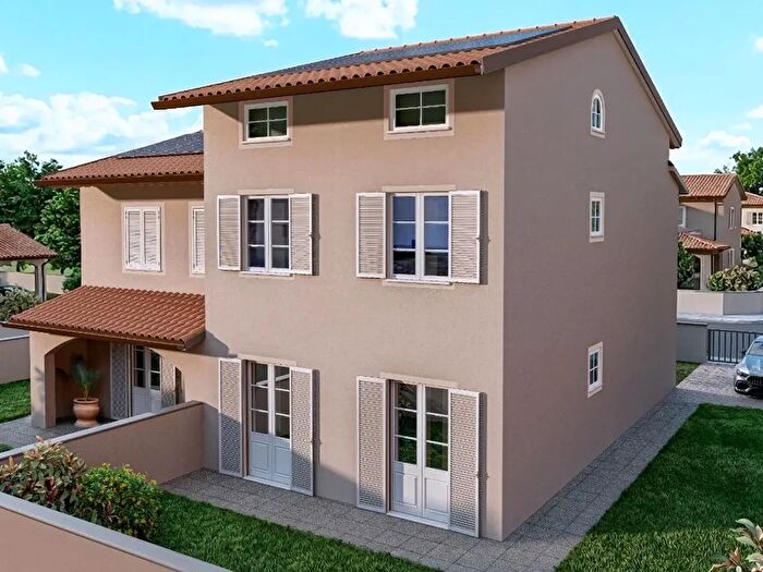 Casa con 5 locali in vendita in Calcinaia