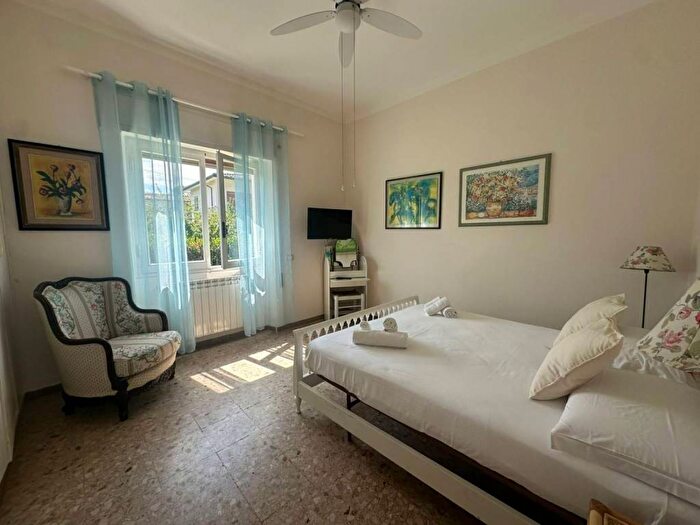 Casa con 6 locali in affitto in Via Gioachino Rossini, Pietrasanta