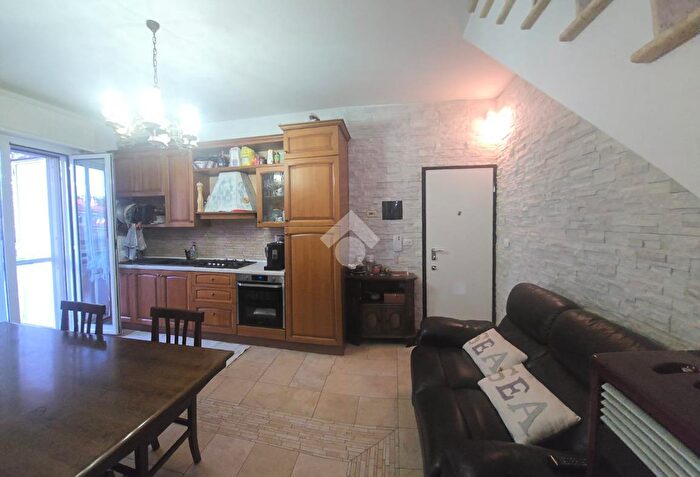 Appartamento trilocale in vendita in BellariaIgea Marina