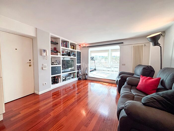 Appartamento bilocale in vendita in Via San Silverio, Roma