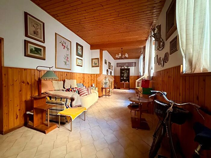 Casa trilocale in vendita in Via Palestro, Crema