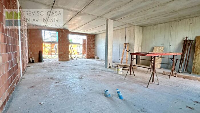 Appartamento trilocale in vendita in Strada del Boiago, Treviso