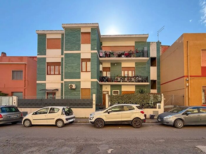 Appartamento trilocale in vendita in Via Tiziano, Quartu SantElena