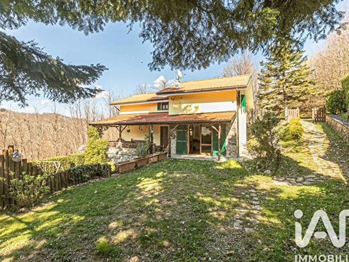 Casa con 7 locali in vendita in Frazione Valletti, Varese Ligure