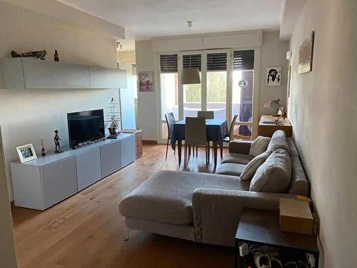 Appartamento trilocale in affitto in Via delle Cascine, Pisa