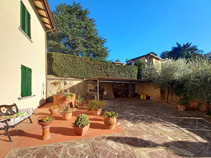 Appartamento con 5 locali in vendita in Bagno a Ripoli, Bagno A Ripoli