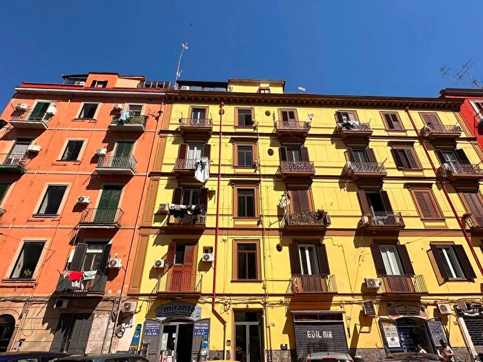 Appartamento trilocale in affitto in Via Giordano Bruno, Mergellina Piedigrotta, Napoli