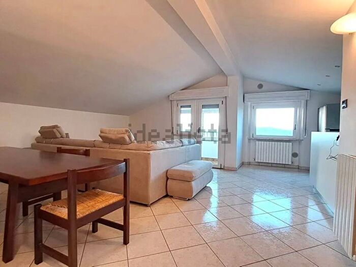 Appartamento quadrilocale in affitto in Via Antonio Sereni, Marsciano