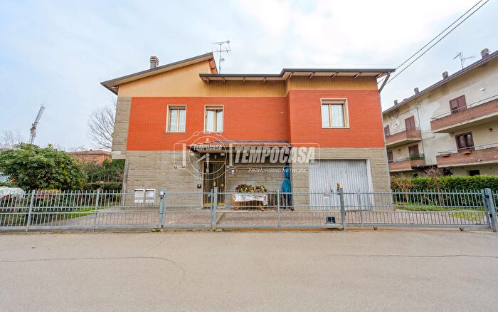 Casa quadrilocale in vendita in Via Giovanni Amendola, San Cesario Sul Panaro