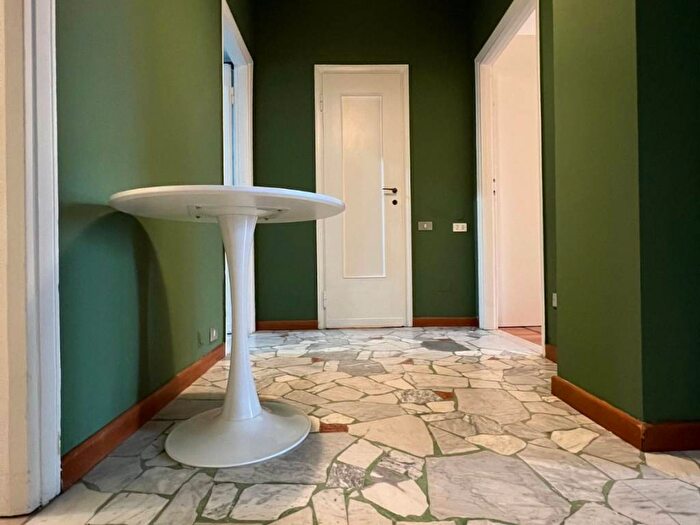 Appartamento trilocale in affitto in Via Michelangelo Buonarroti, Vercelli Wagner, Milano