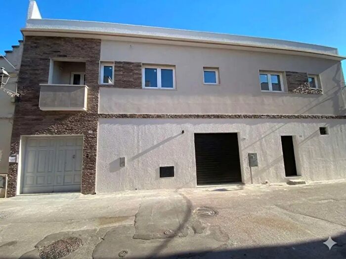 Appartamento con 7 locali in vendita in Via Giordano Bruno, Casarano