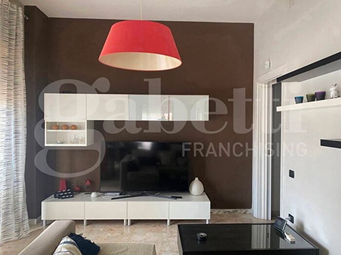 Appartamento trilocale in affitto in Via Serafino Soldi, Centro Storico, Avellino