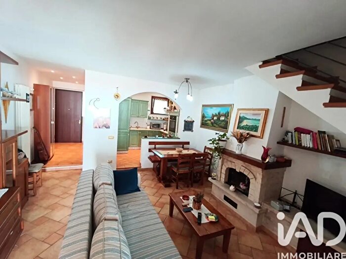 Casa con 5 locali in vendita in Via Domenico Beccafumi, Asciano