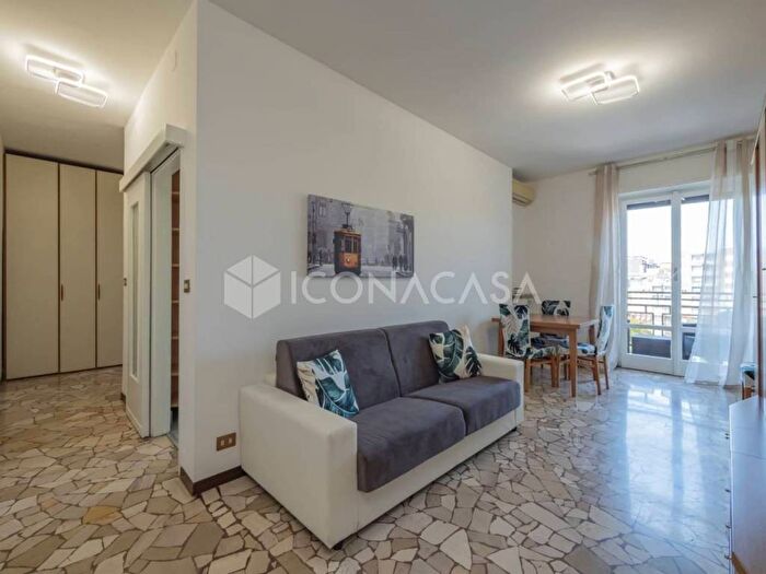 Appartamento bilocale in affitto in Via Carlo Marochetti, Corvetto, Milano