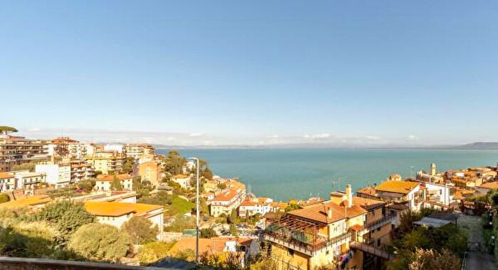 Appartamento quadrilocale in vendita in Strada Provinciale Panoramica Porto Santo Stefano, Monte Argentario