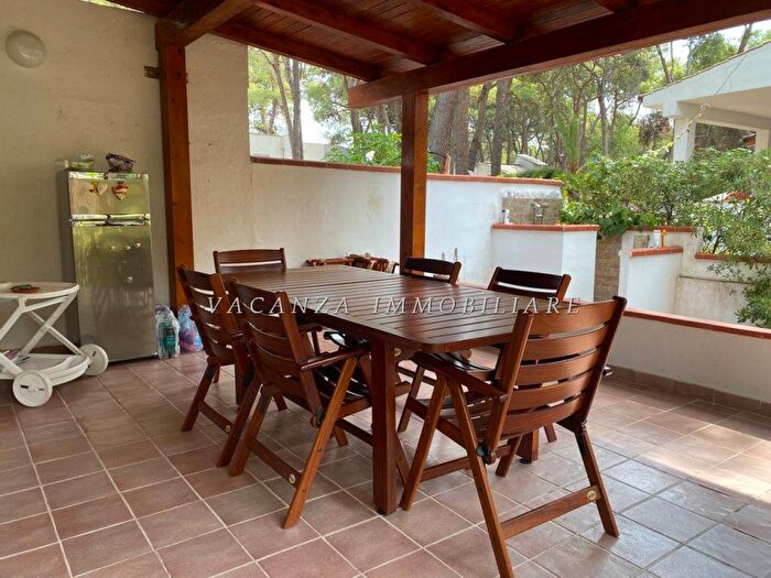 Casa con 5 locali in affitto in Via Walter Schirra, Castellaneta Marina, Castellaneta