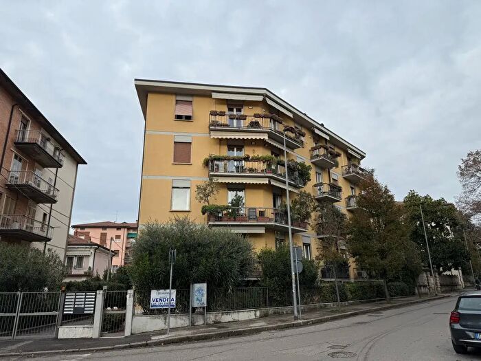 Appartamento quadrilocale in vendita in Via Ippolito Pindemonte, Verona
