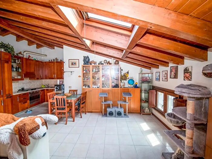 Appartamento trilocale in vendita in Via Alessandro Silva, Milano