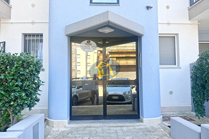 Appartamento trilocale in vendita in Via Giacomo Puccini, Putignano