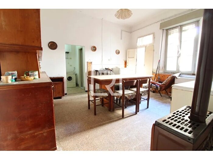 Appartamento trilocale in vendita in Via Cavour Meldola, Meldola