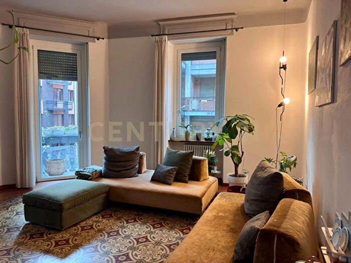 Appartamento con 5 locali in vendita in Via Prato Santo, Verona