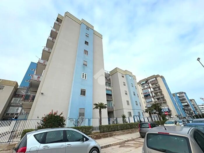 Appartamento quadrilocale in vendita in Via Palmiro Togliatti, Barletta