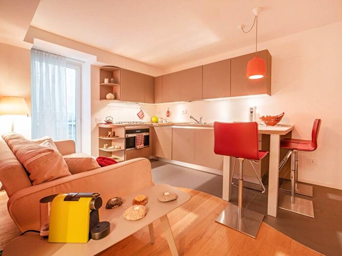 Appartamento bilocale in affitto in Via San Francesco dAssisi, Borgo Teresiano, Trieste