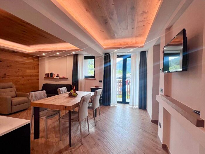 Appartamento trilocale in affitto in Corso Torino, Centro, Oulx