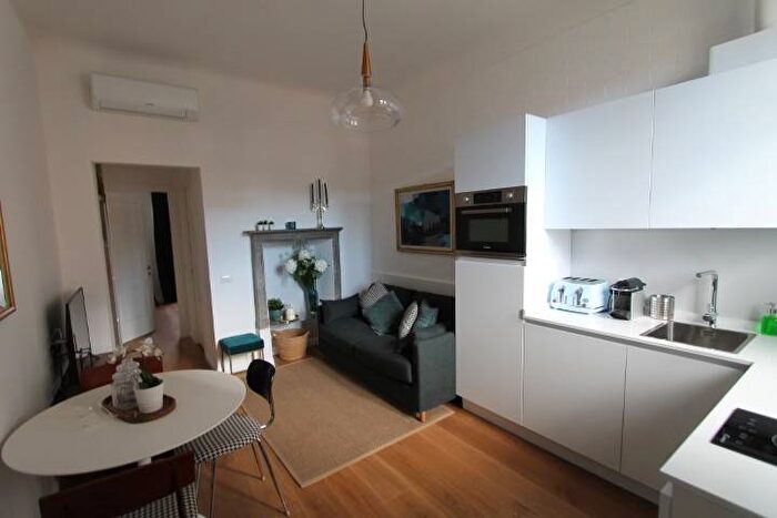 Appartamento bilocale in affitto in Via Jacopo Dal Verme, Isola, Milano