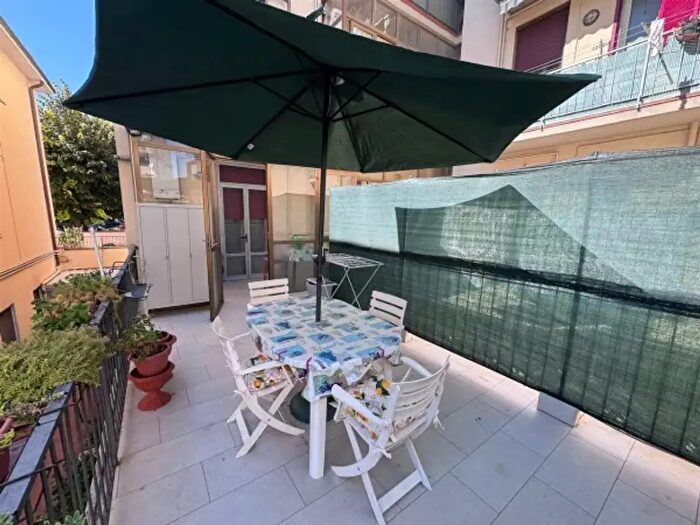 Appartamento quadrilocale in vendita in Via di Porto, Signa