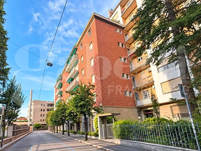 Appartamento bilocale in vendita in Via Valdossola, Bologna