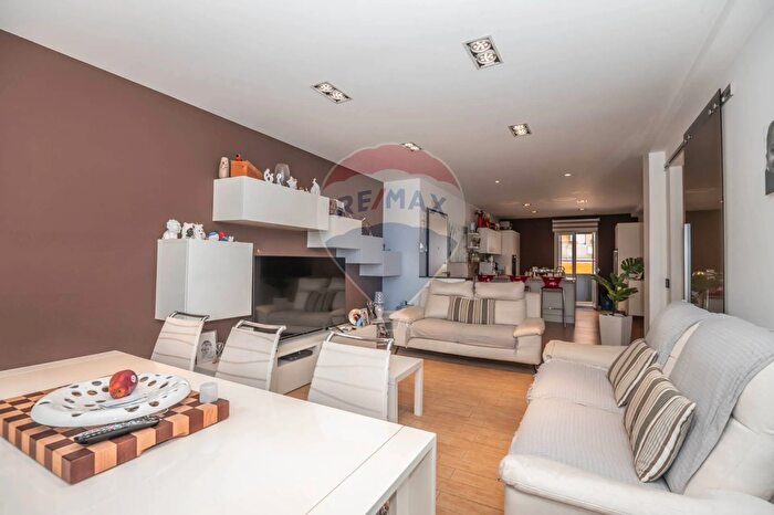 Appartamento con 5 locali in vendita in Via Monte Cencio, Ragusa