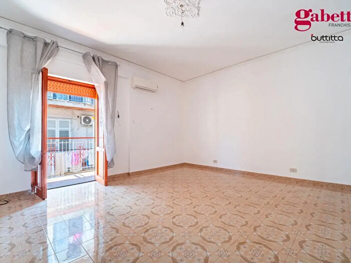 Appartamento con 6 locali in vendita in Via Pablo Neruda, Bagheria