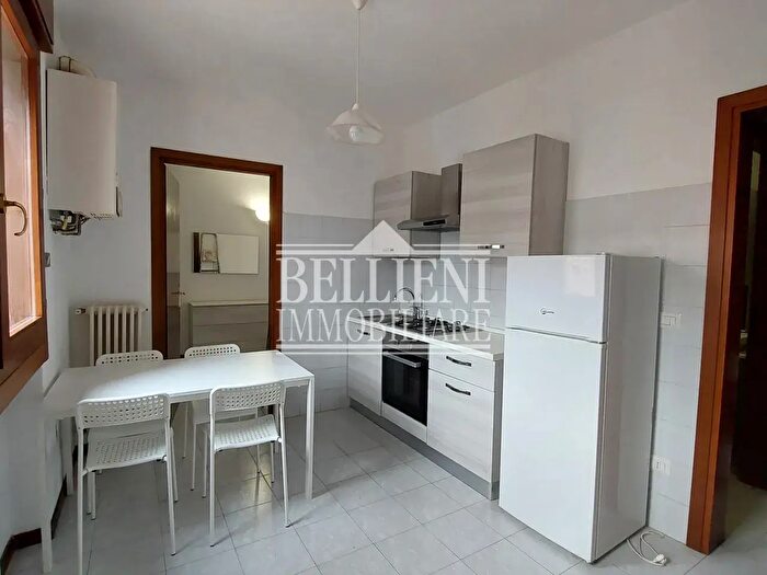 Appartamento bilocale in affitto in Via Crispi, Vicenza