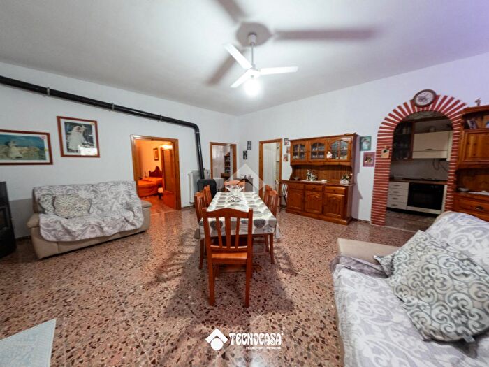 Casa quadrilocale in vendita in Contrada Costella, Vieste