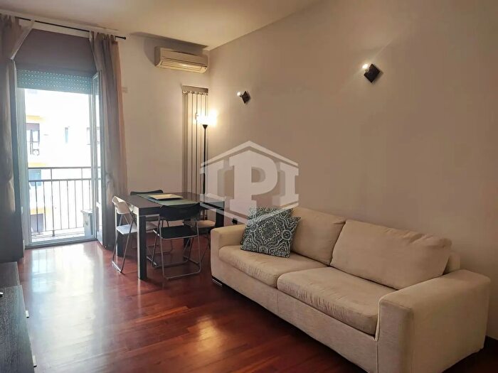 Appartamento bilocale in affitto in Via dei Grimani, Milano